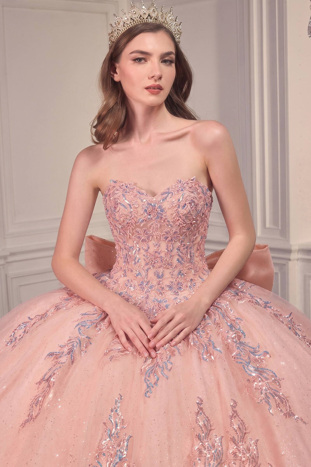 Vestido de Quinceañera Strapless Ladivine 15715 Acampanado Esponjoso Línea A para Dulces 16