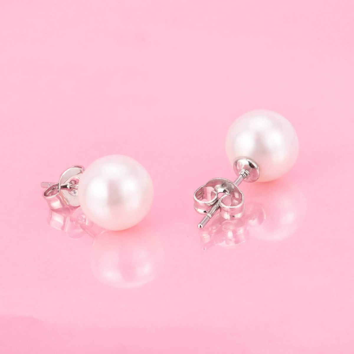 Pendiente de oro blanco de 18K con perla cultivada de 4,00 CTDTE