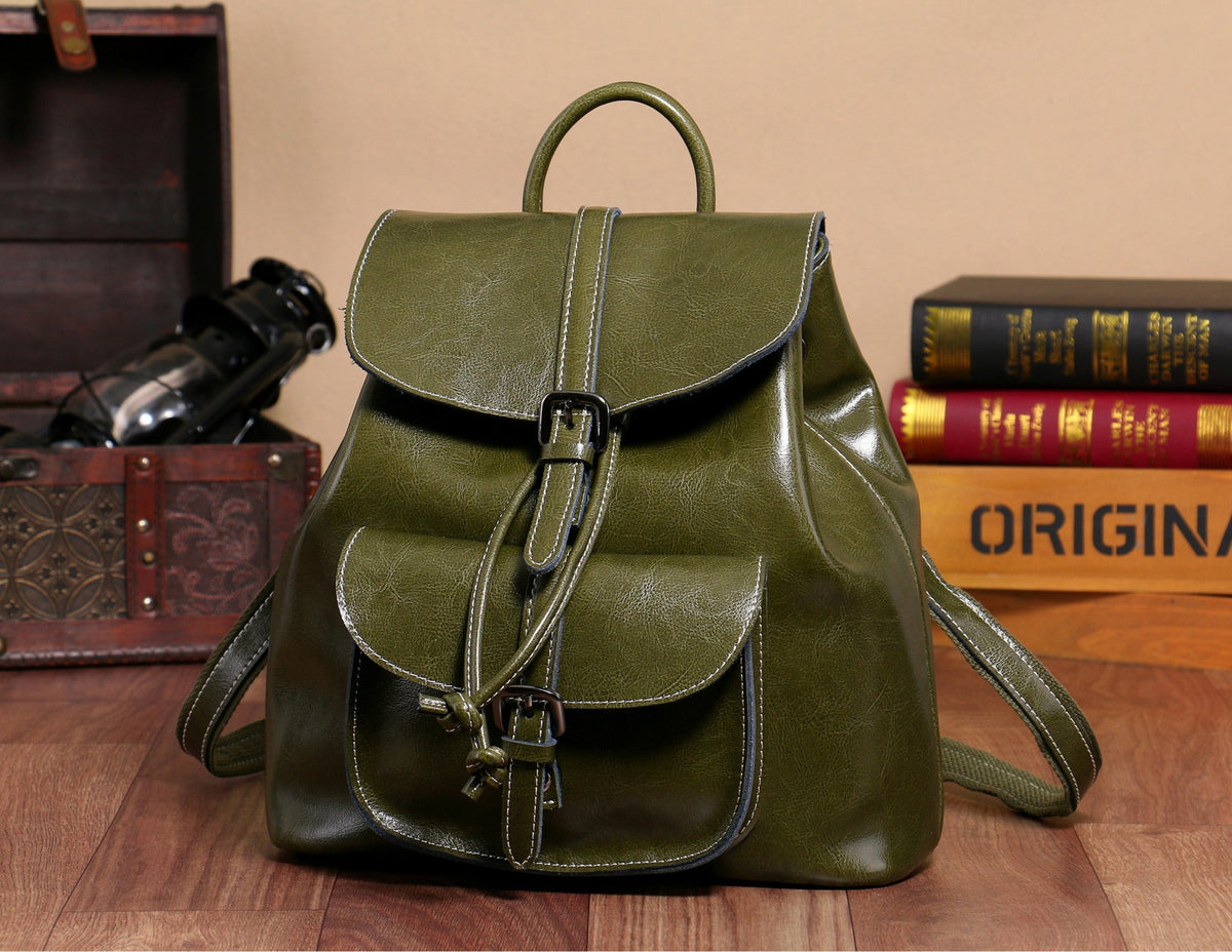 Women's Street Trend Leather Solid Color Sewing Backpacks