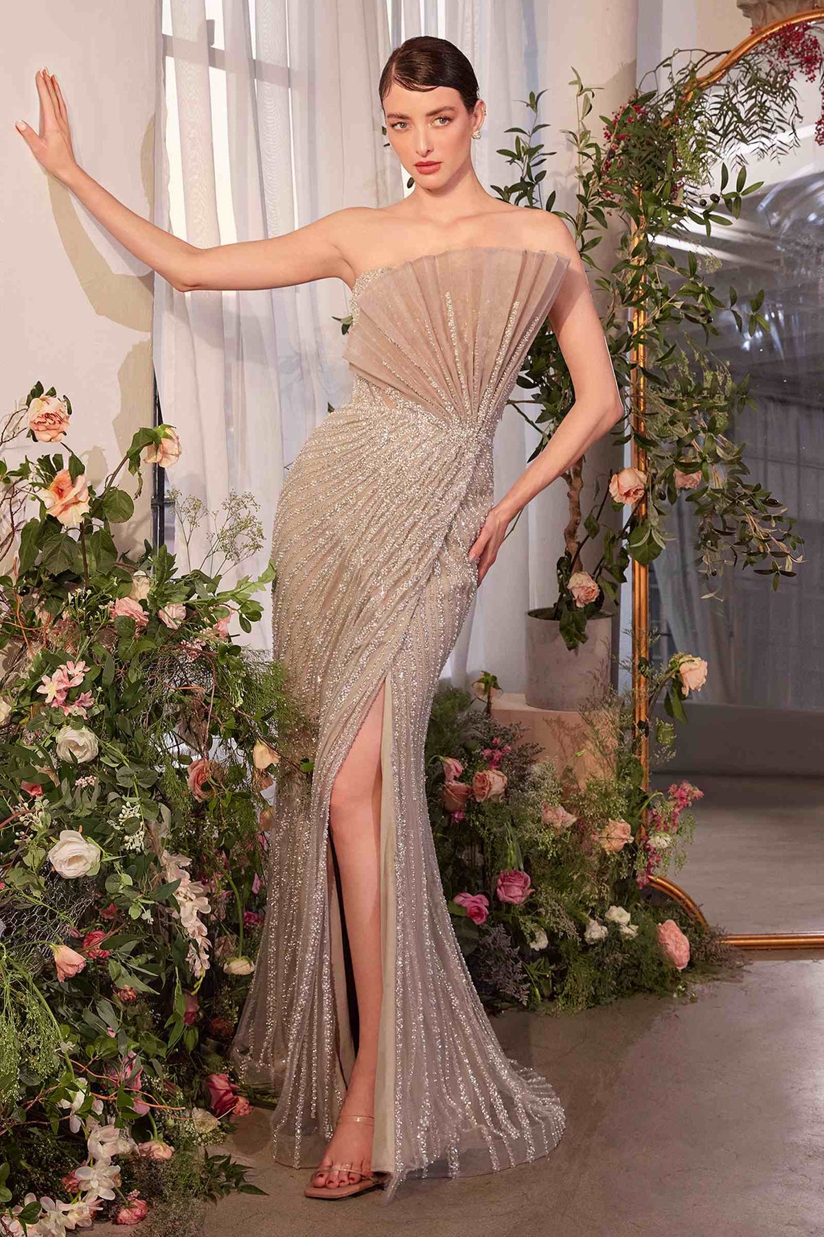 Vestido Andrea & Leo A1436 con cuerpo plisado de abanico y perlas ajustado