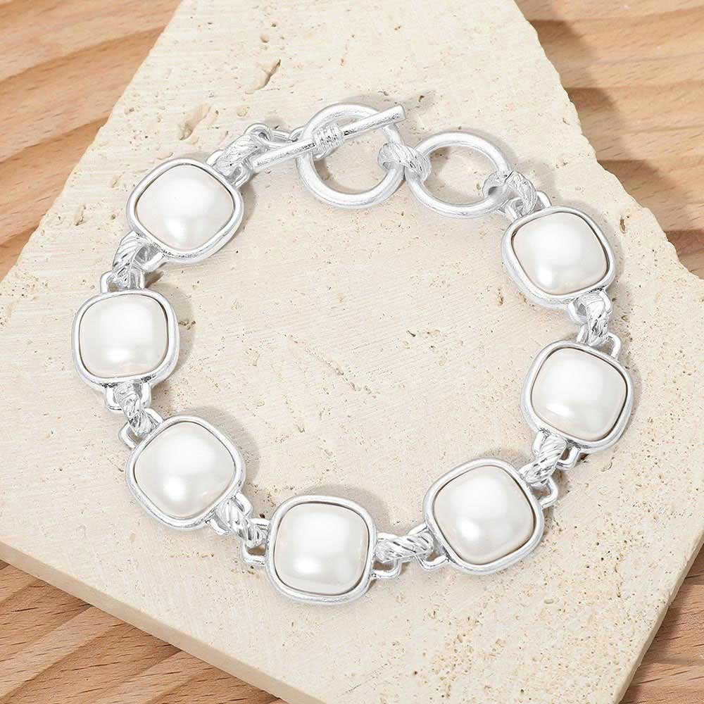 Bold Square Pearl Link Toggle Bracelet