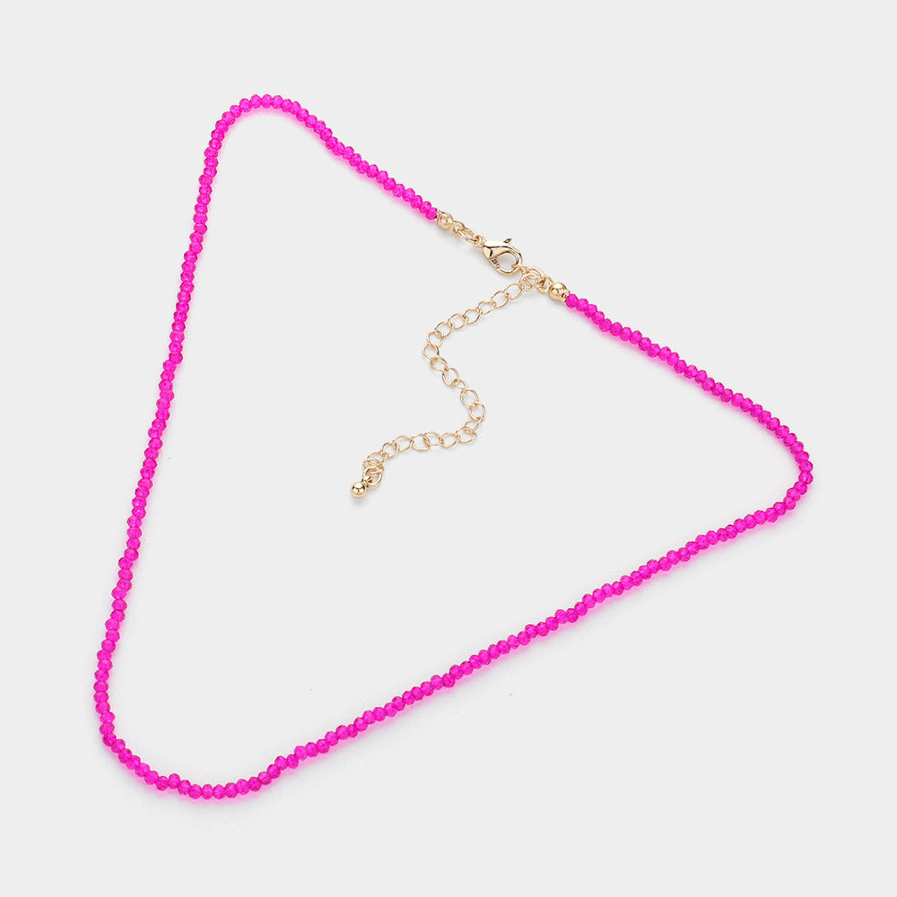 Collar de cuentas facetadas