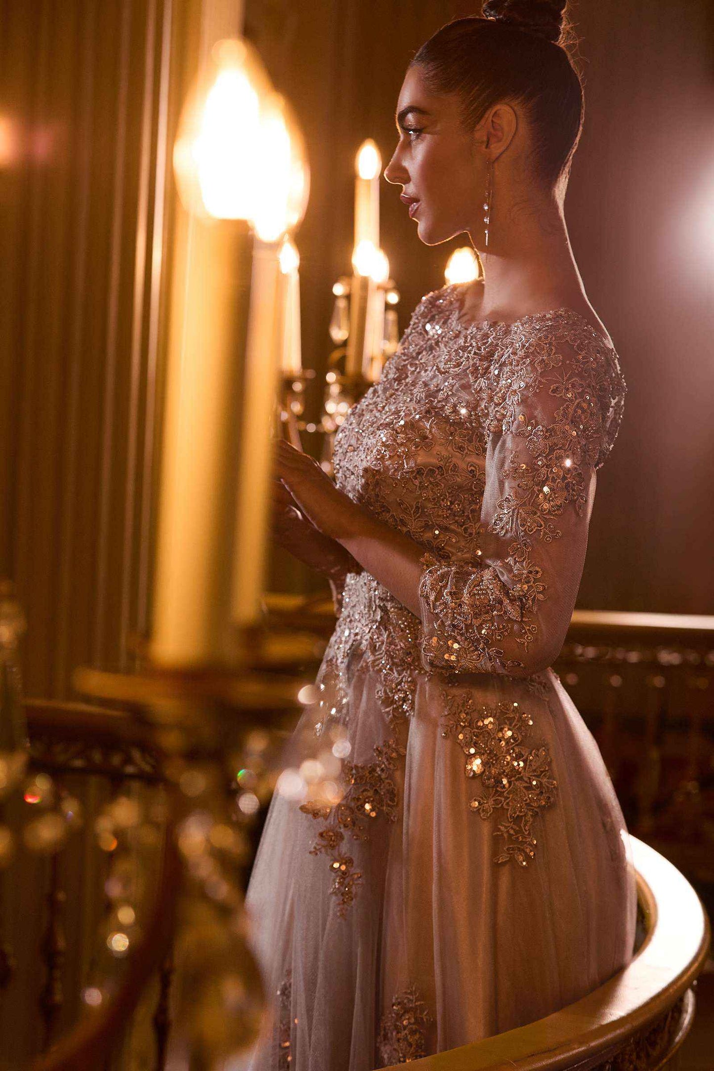 Ladivine J883W Vestido de novia acampanado corte A manga larga apliques de encaje