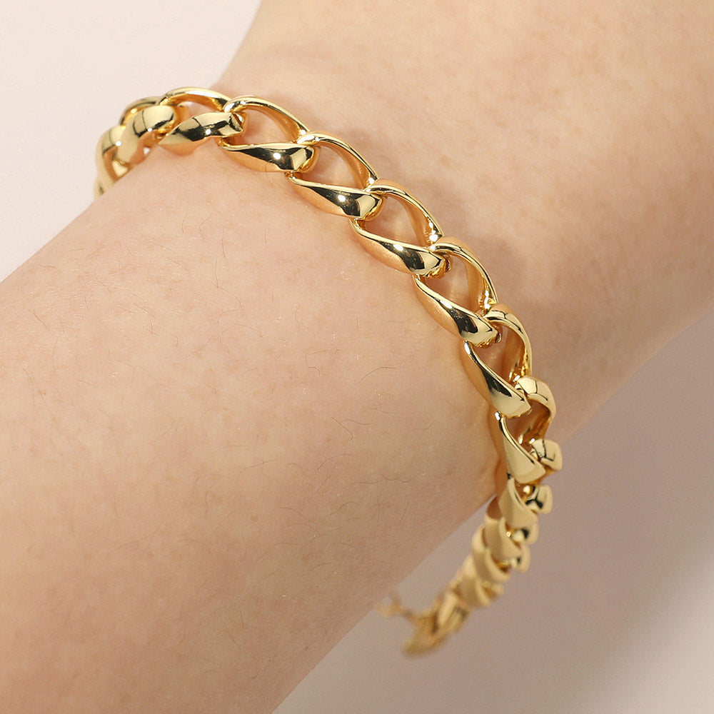Pulsera de eslabones de cadena forzada gruesa bañada en oro de 18 quilates