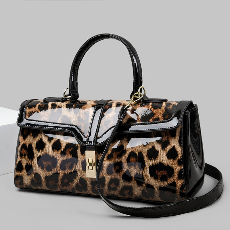 Women's Large Capacity Crocodile Pattern Fashion Retro Crossbody Bags