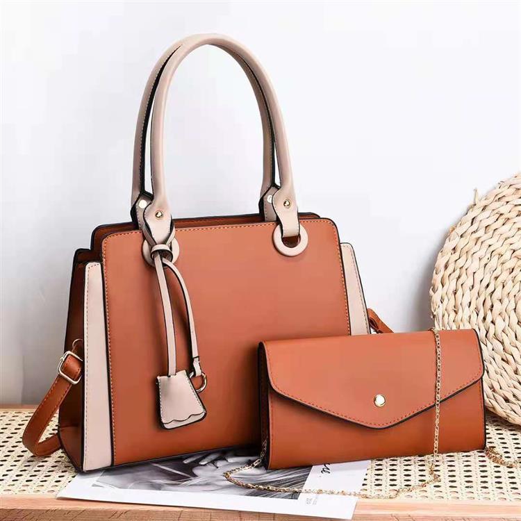 Women's Contrast Color Large Capacity Combination One Handbags