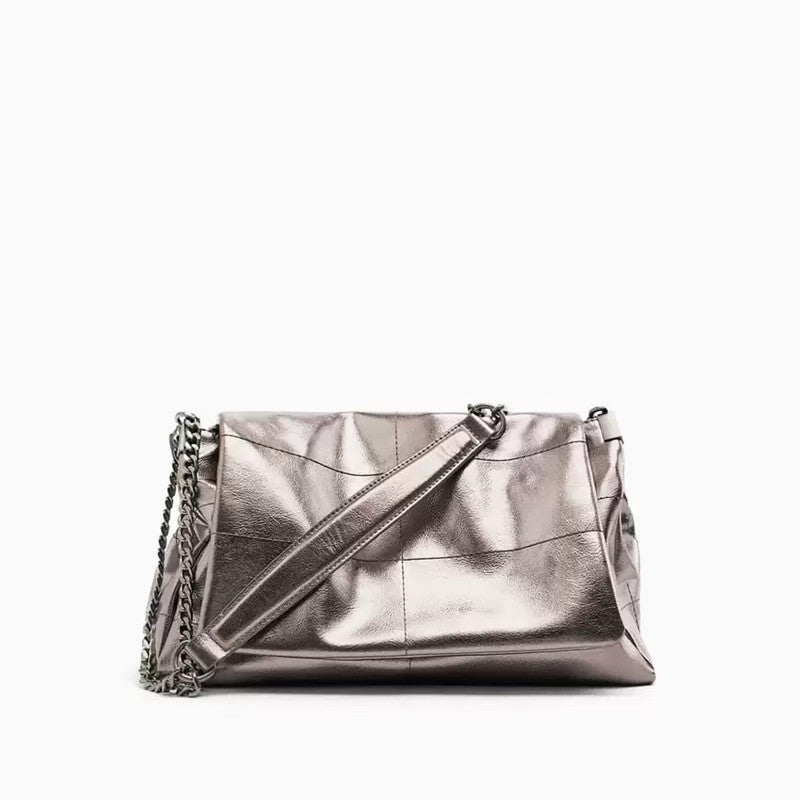 Women's Commuter Chain Black Rock Wind Flip Shoulder Bags