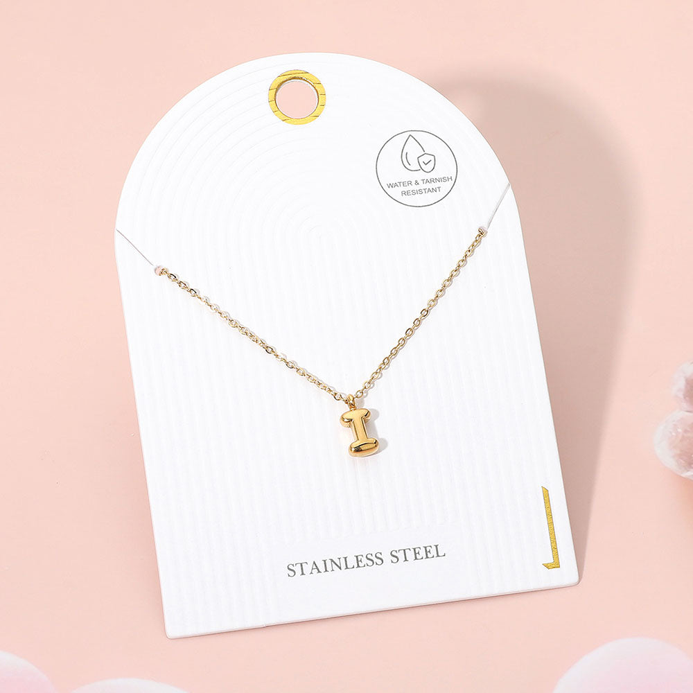 -I- Collar con dije de monograma de acero inoxidable