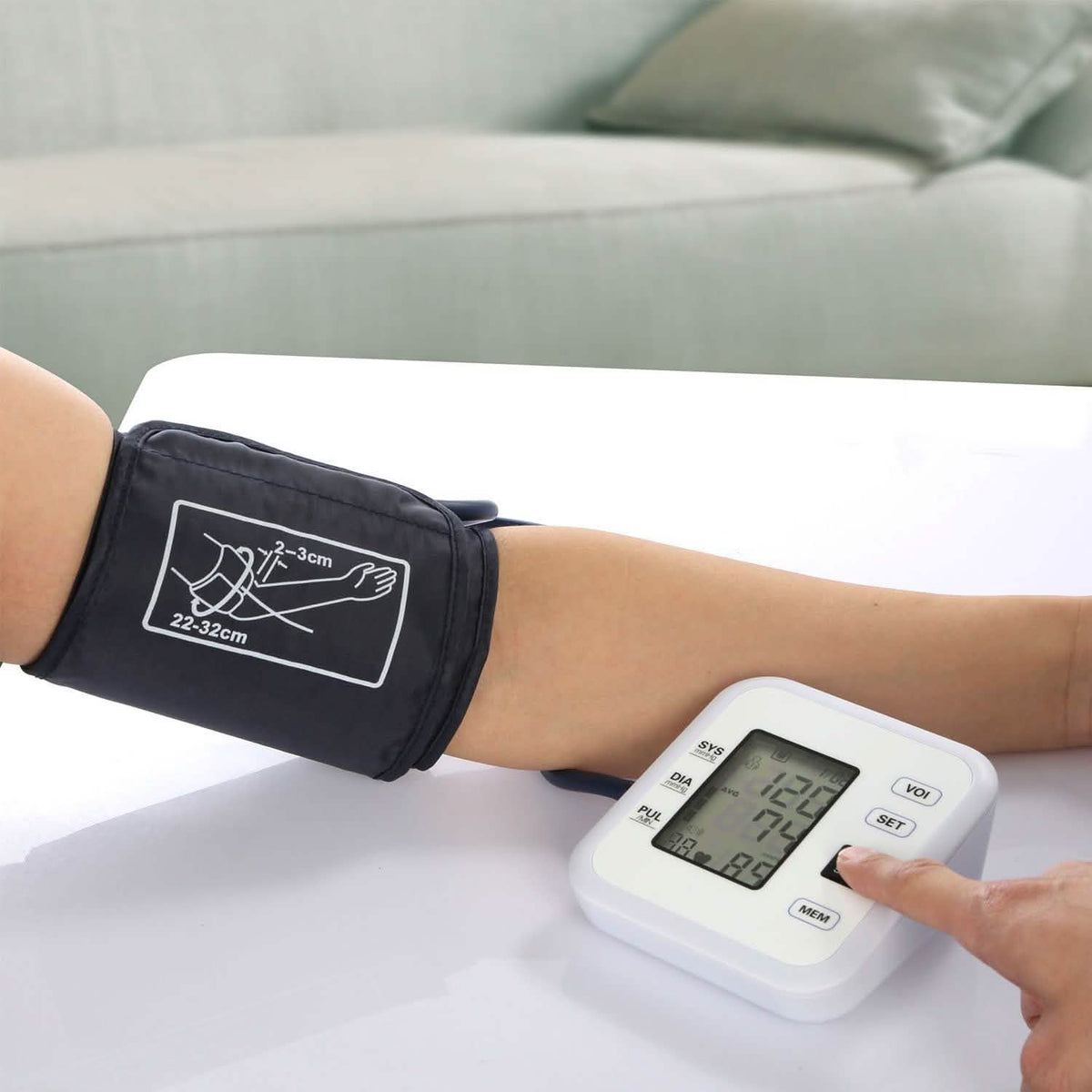 Tensiómetro de brazo con brazalete ajustable