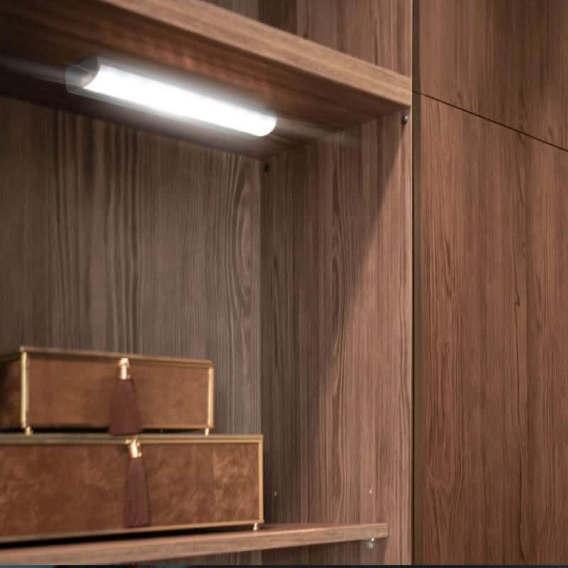 Barra de Luz Inalámbrica Ultra Brillante con Sensor de Movimiento Bright Basics