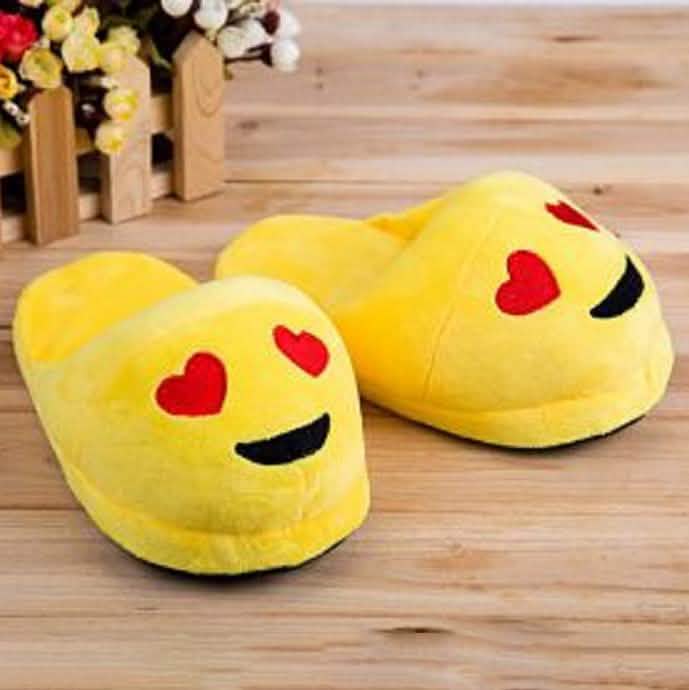 Divertidas y Lindas Pantuflas de Peluche con Emoji