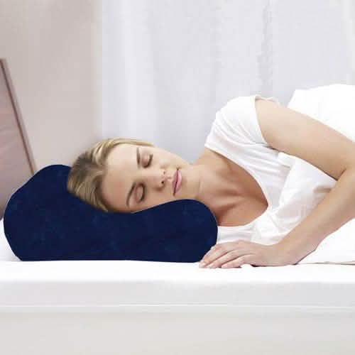 Almohada de espuma viscoelástica para el cuello Contour del Dr. Franklyn