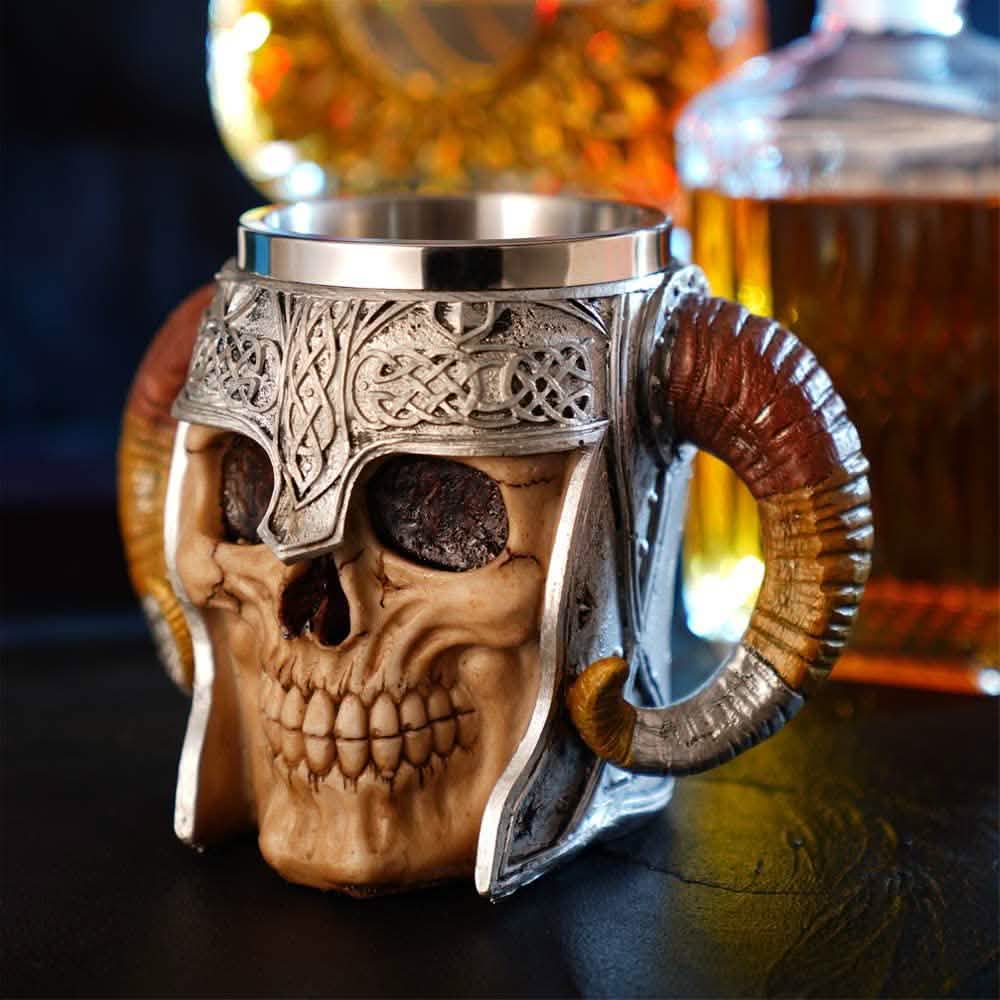 Taza de Cerveza de Acero Inoxidable con Calavera de Cuernos y Doble Asa