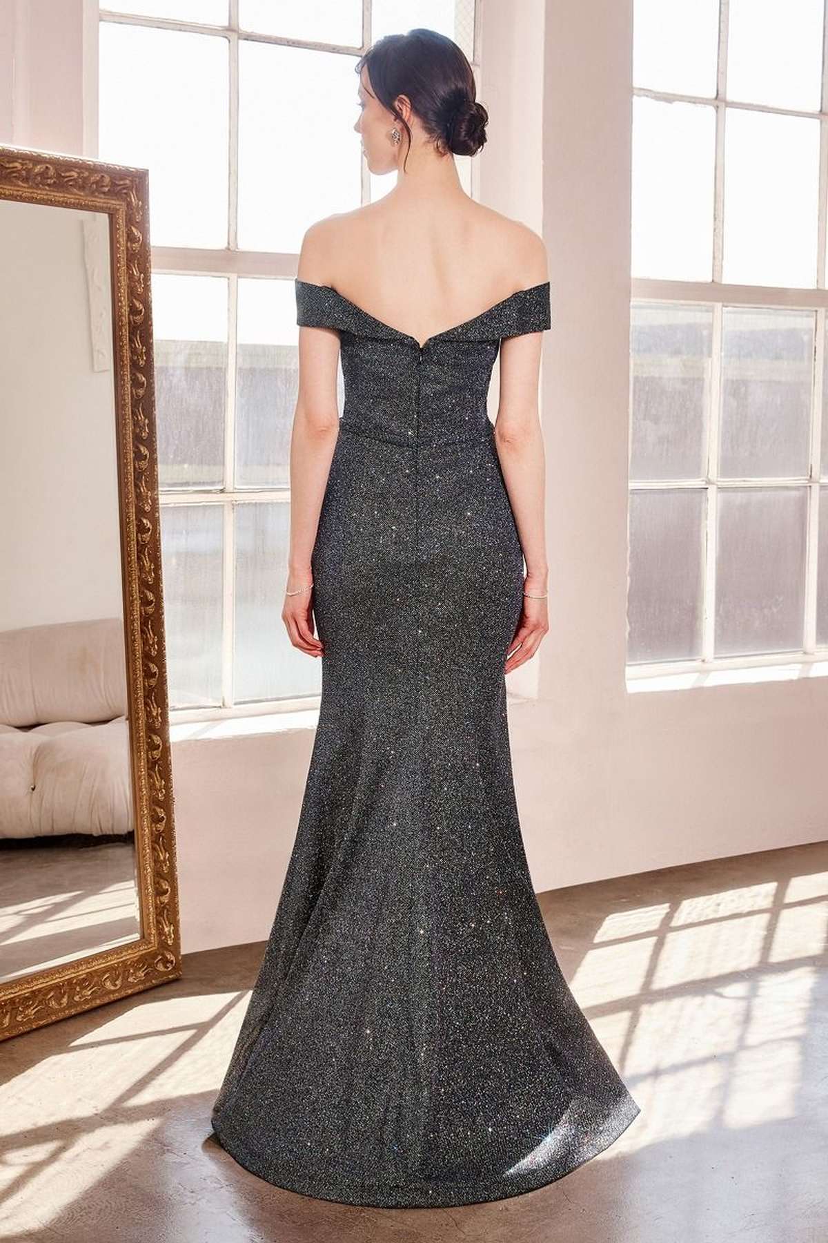 Vestido de fiesta ajustado con escote corazón sin hombros Ladivine Amoris T602