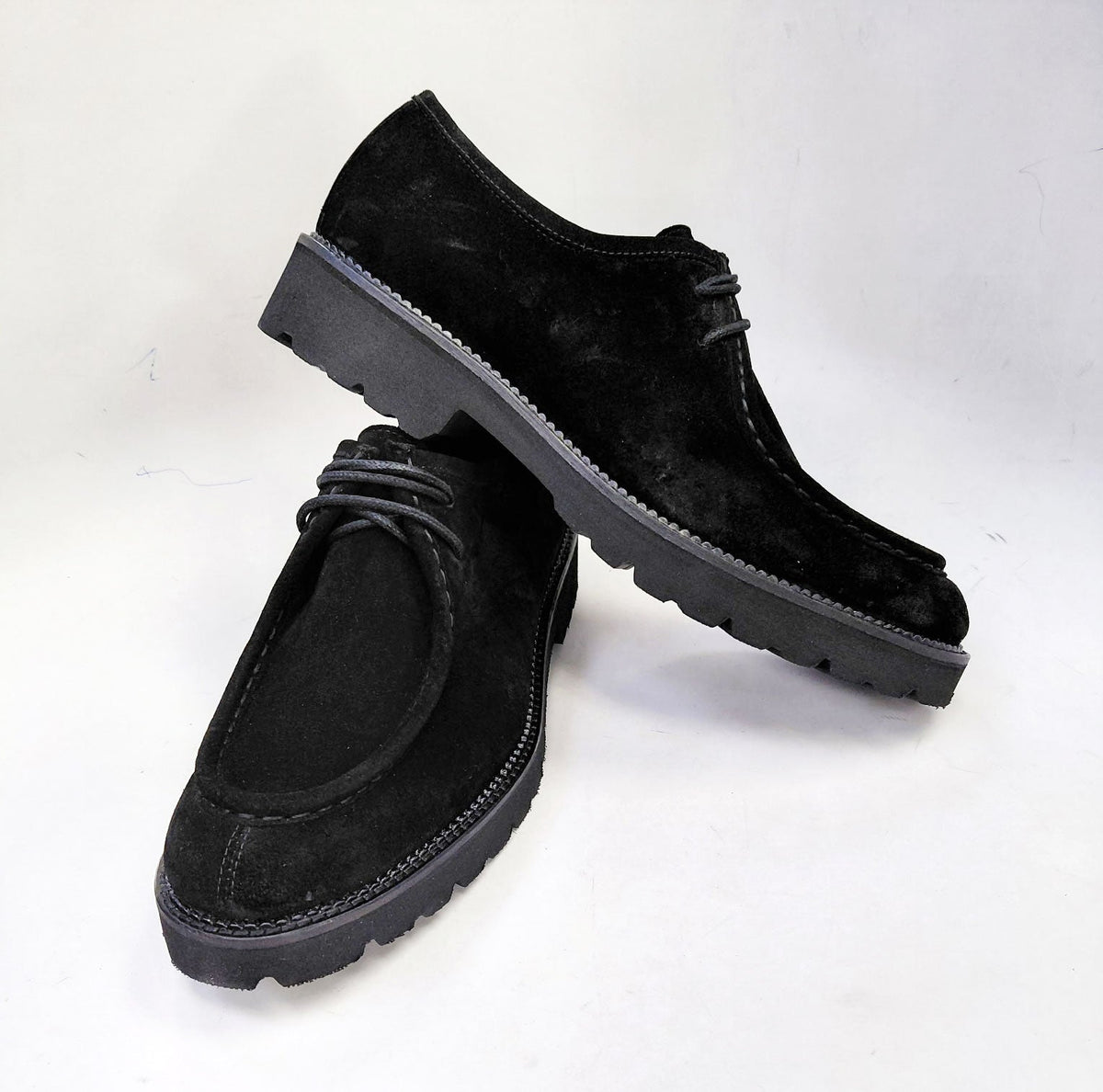 Zapato de Cordones de Ante C Collection - Negro