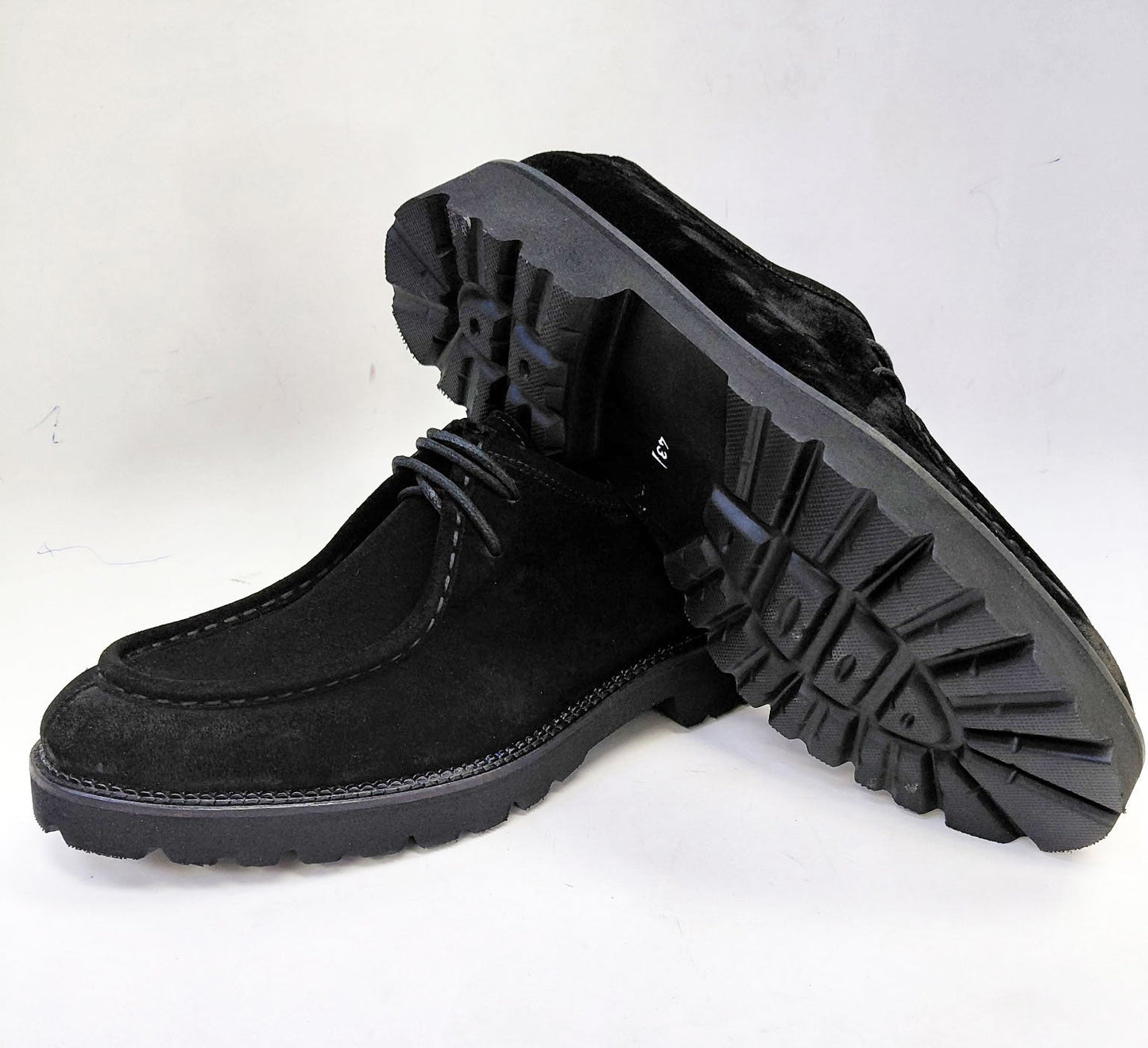 Zapato de Cordones de Ante C Collection - Negro