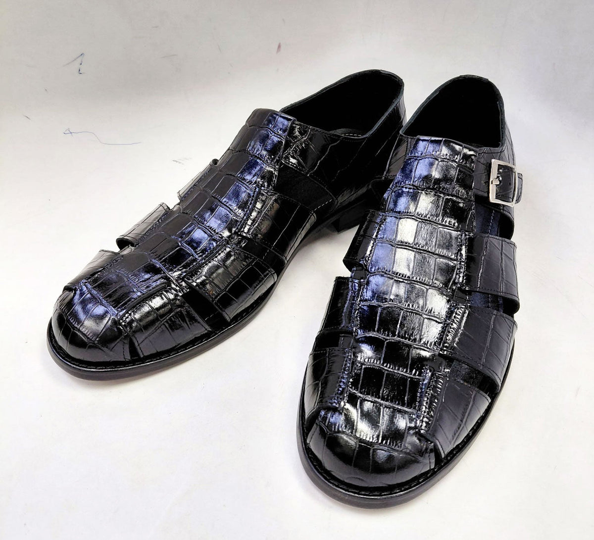 Sandalia de cocodrilo C Collection - Negro