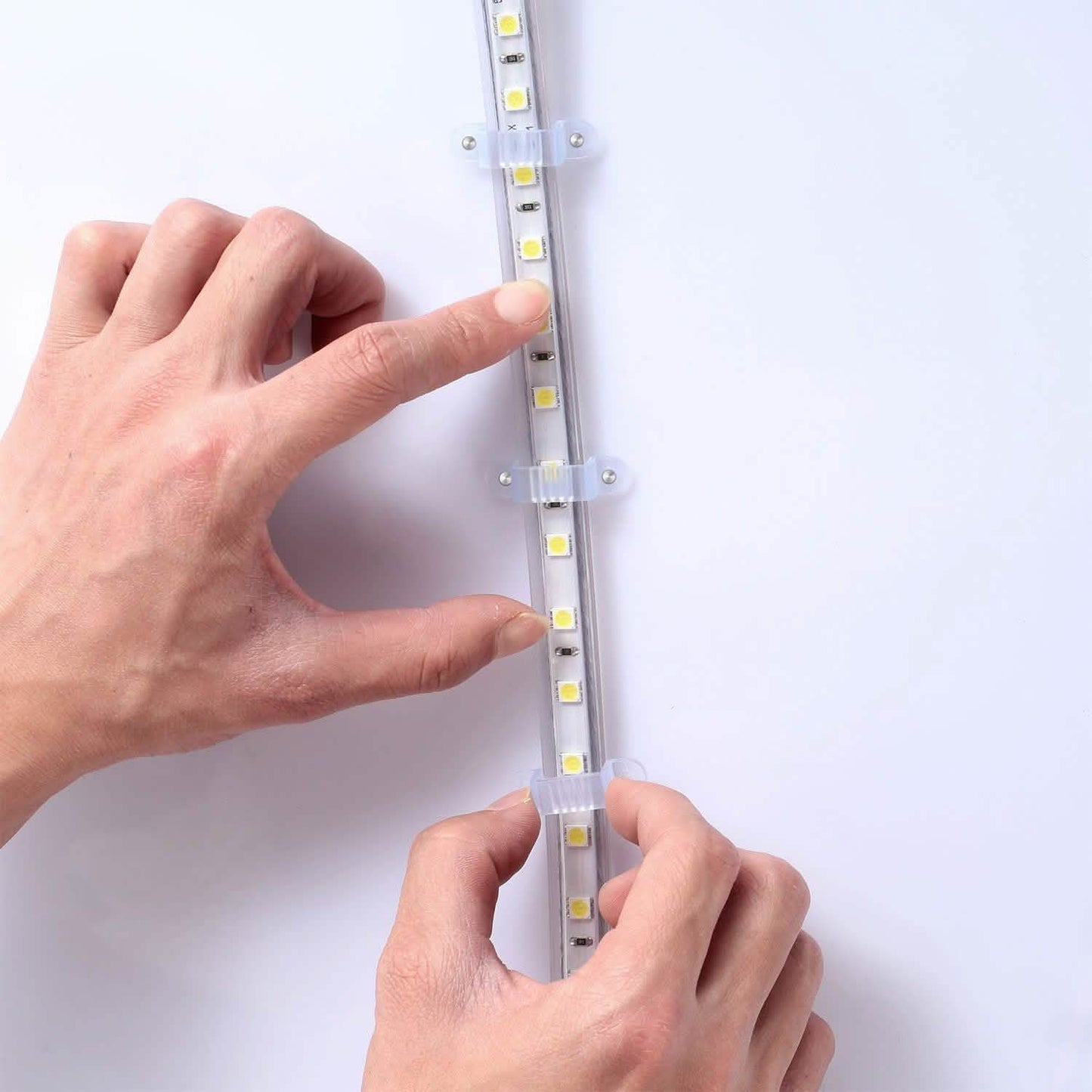 10 unidades: clips para tiras de luces LED