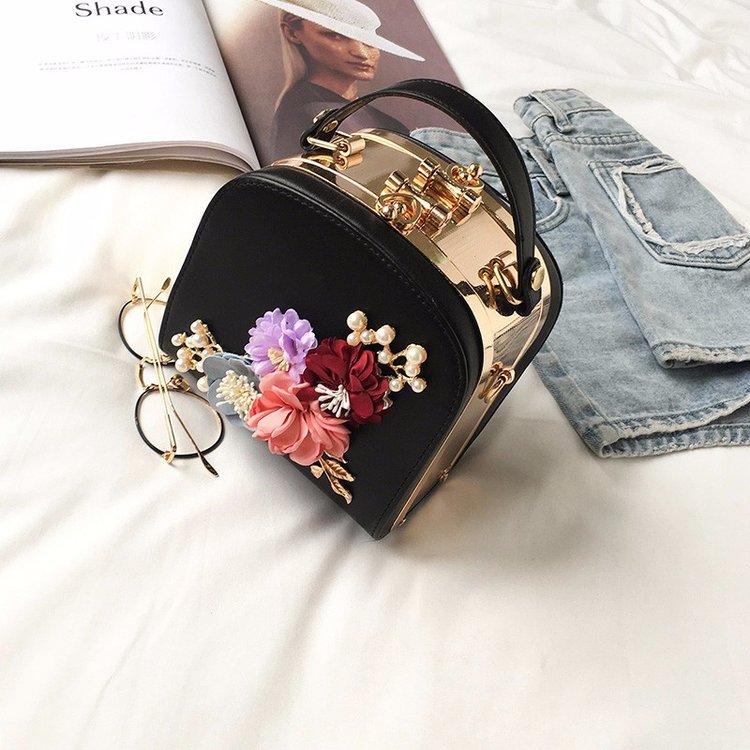 Korean Style Metal Fashion For Dinner Bags