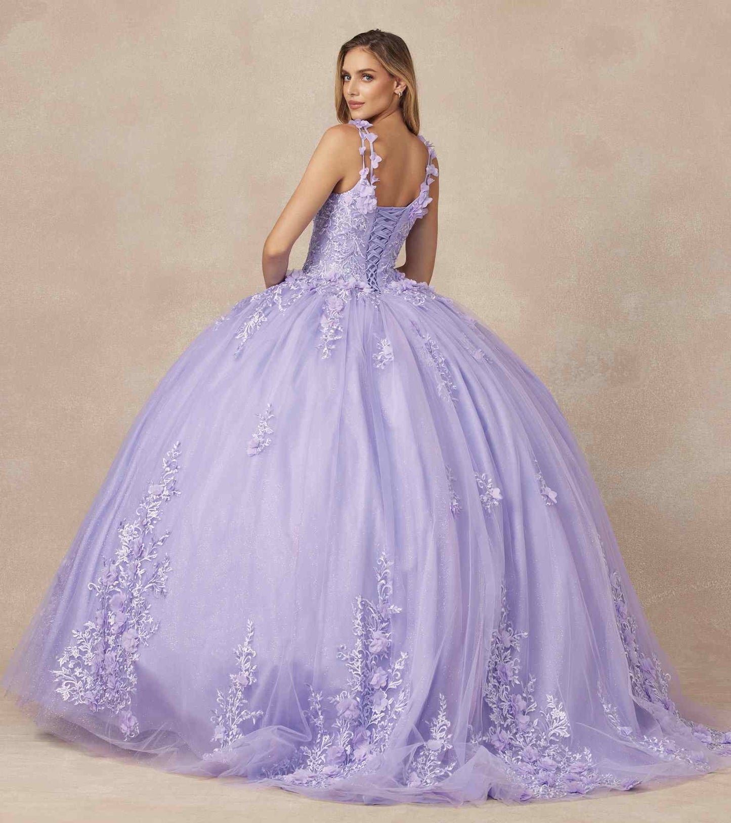 Vestido de quinceañera Juliet 1437 de gala con aplicaciones florales y flores 3D