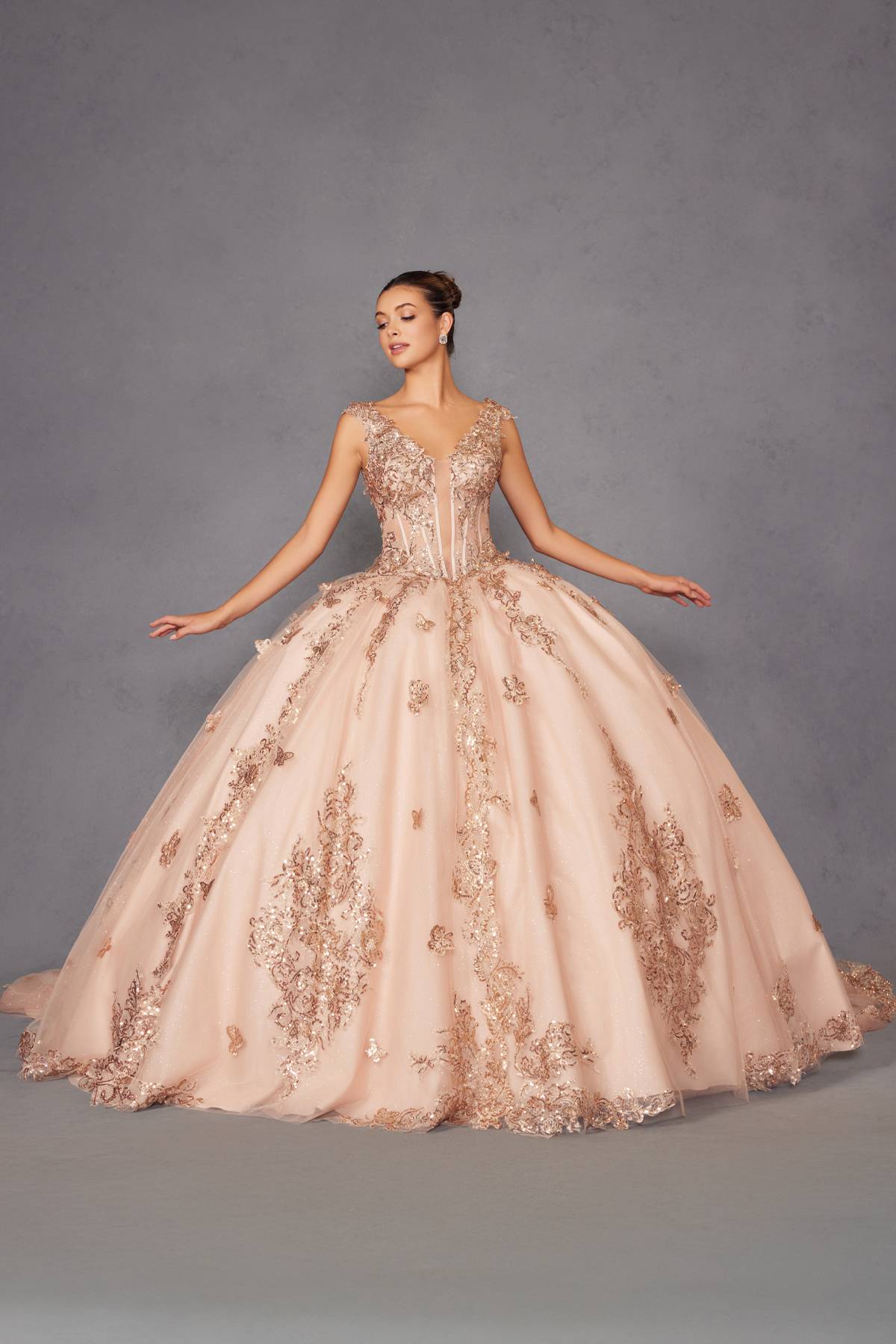 Vestido de fiesta quinceañera Juliet JT1485J estilo Cenicienta con hombros descubiertos