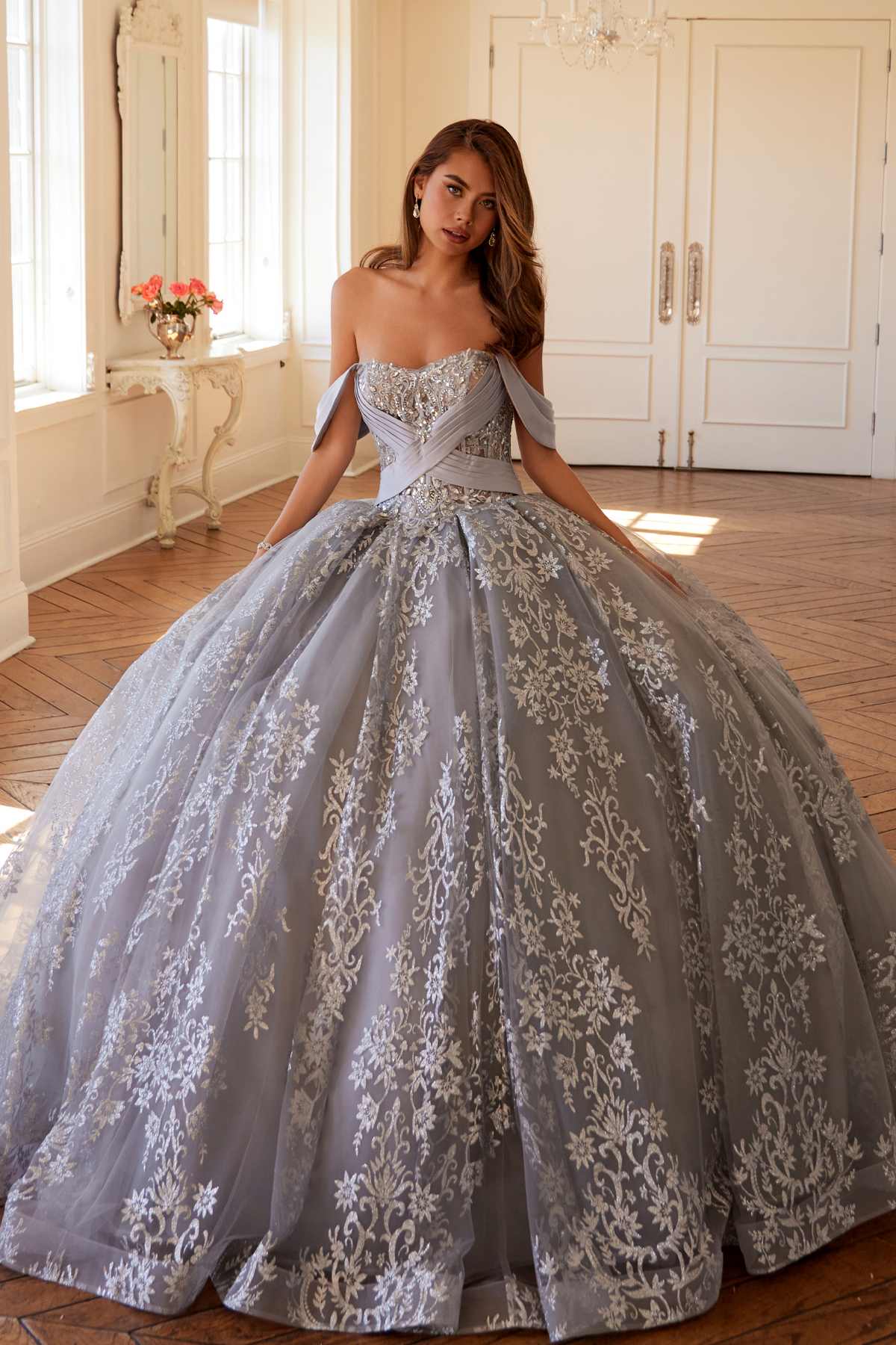 Vestido de quinceañera Juliet JT1488H Royal Princess de corte A
