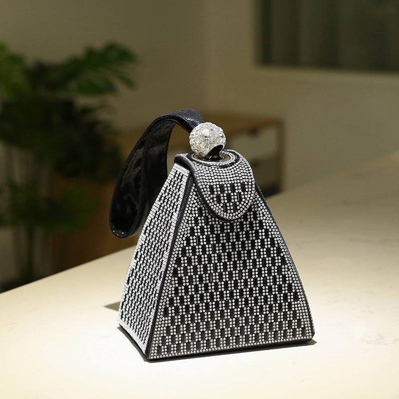 Beautiful Rhinestone Diamond Dinner Personalized Triangle Evening Bags