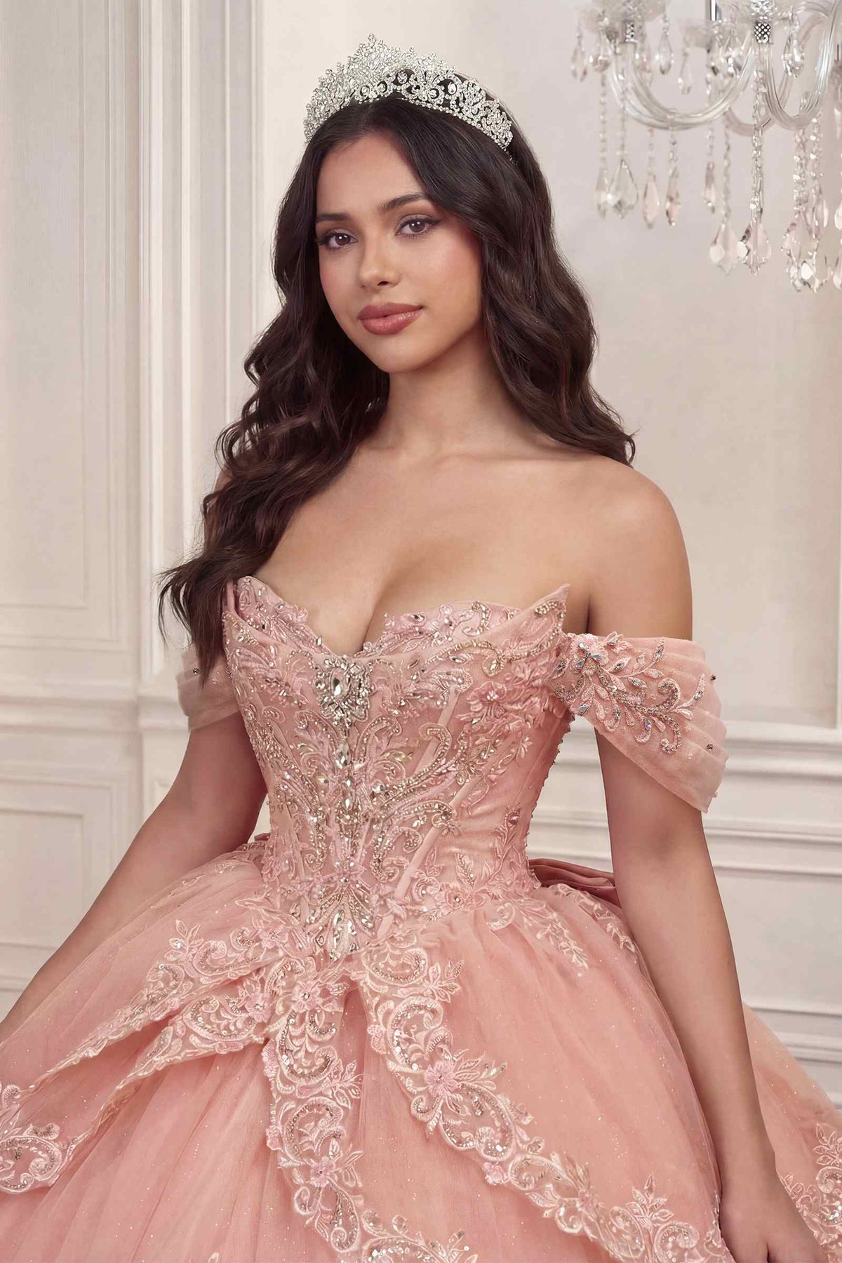 Vestido de gala de quinceañera sin hombros Ladivine 15729