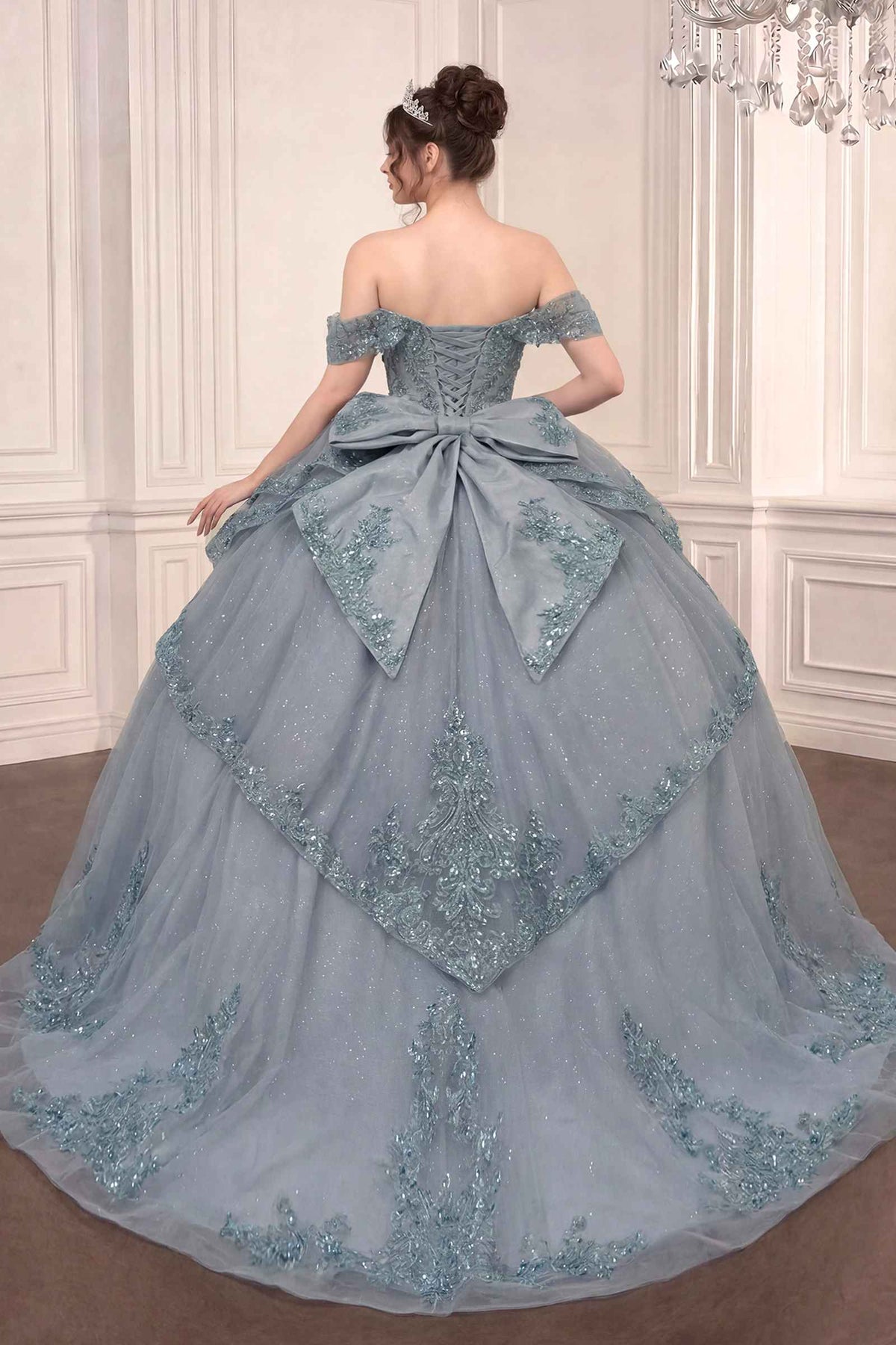 Vestido de gala de quinceañera sin hombros Ladivine 15729