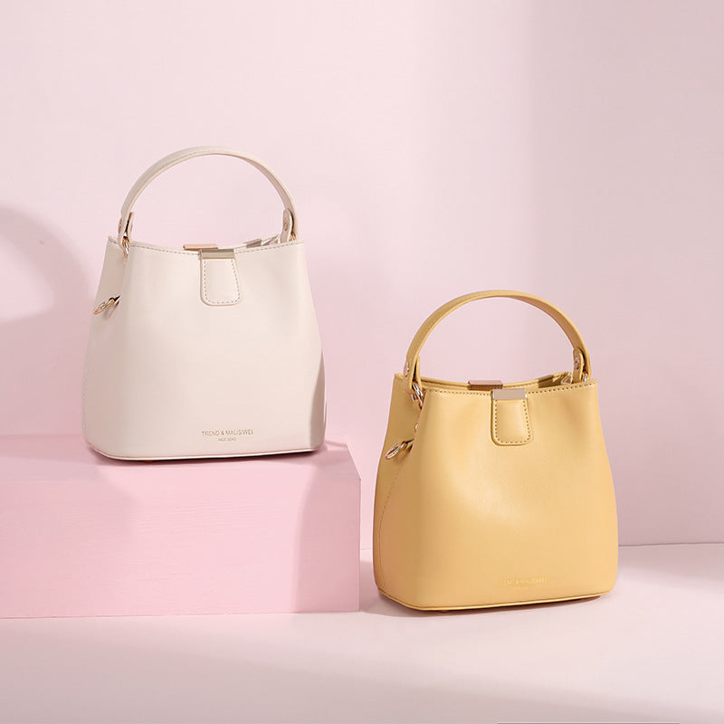 Women's Glamorous Stylish Fashion Pouches Fashionable Crossbody Bags