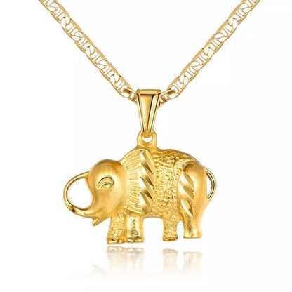 Collar con colgante de elefante feliz chapado en oro de 18 quilates