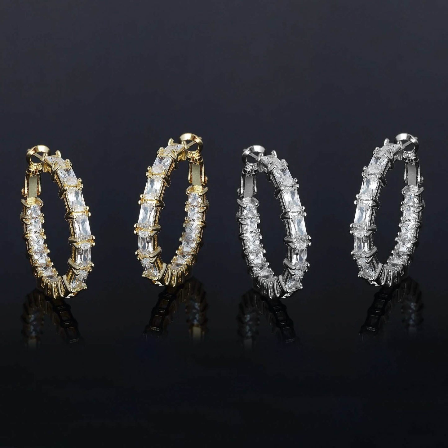 Paquete de 2: set de pendientes de aro de esmeralda de cristal