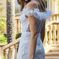 Vestido largo de lentejuelas Juliet 2402 Glitter Leaf con mangas de plumas y abertura