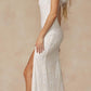 Vestido largo de lentejuelas Juliet 2402 Glitter Leaf con mangas de plumas y abertura