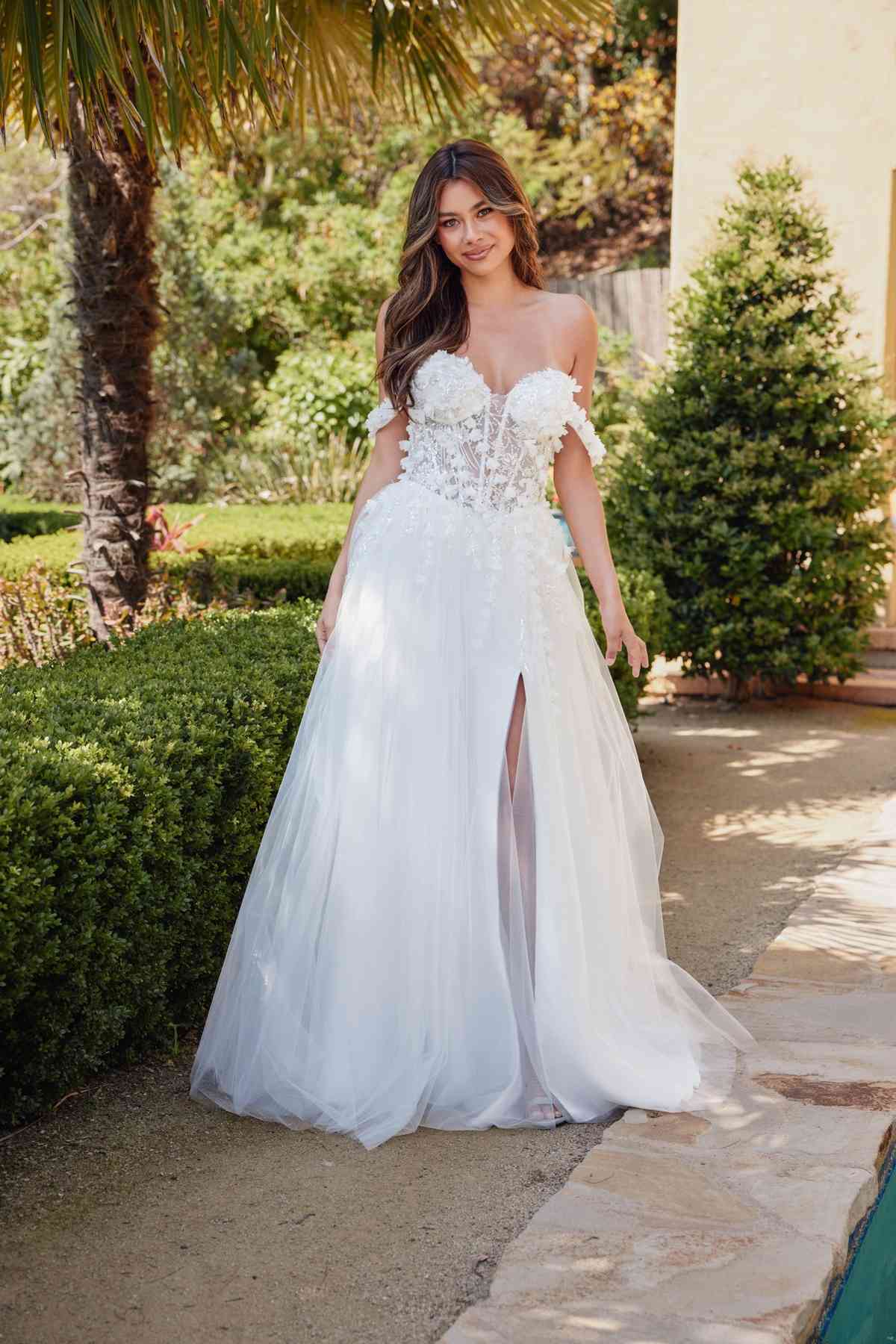 Vestido de fiesta Juliet JT2483KW sin hombros con diseño floral 3D