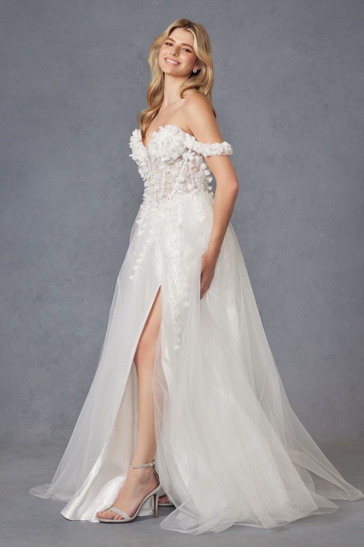 Vestido de fiesta Juliet JT2483KW sin hombros con diseño floral 3D