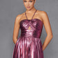 Vestido largo metálico plisado de corte A con cuello halter Juliet JT2503A
