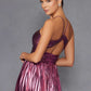 Vestido largo metálico plisado de corte A con cuello halter Juliet JT2503A
