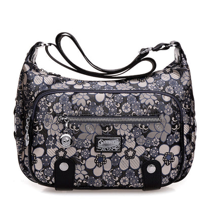Women's Jack Danni Oxford Woven Mother Shoulder Bags