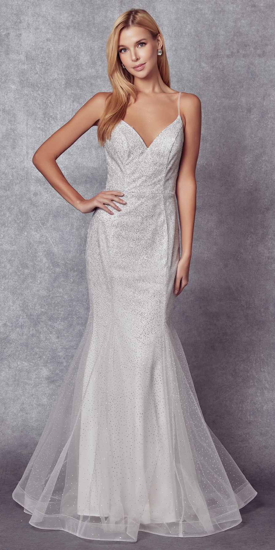 Vestido de novia ajustado con malla brillante Juliet 271W