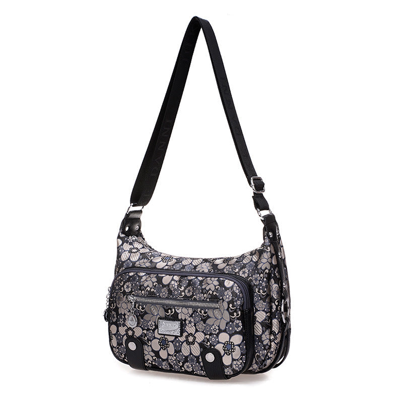 Women's Jack Danni Oxford Woven Mother Shoulder Bags