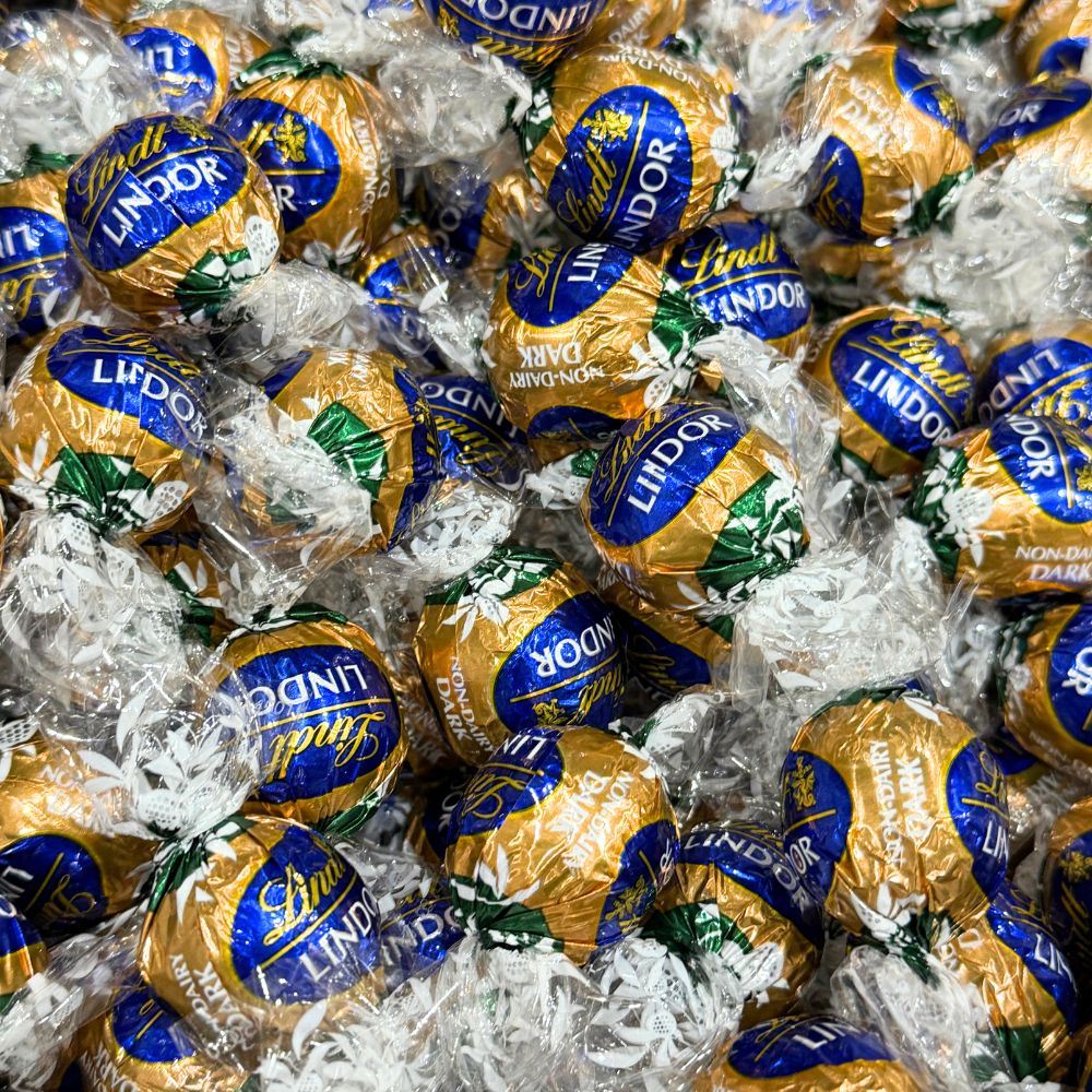 Lindt LINDOR Non-Dairy Oatmilk Dark Chocolate Truffles – Bulk Value Bag