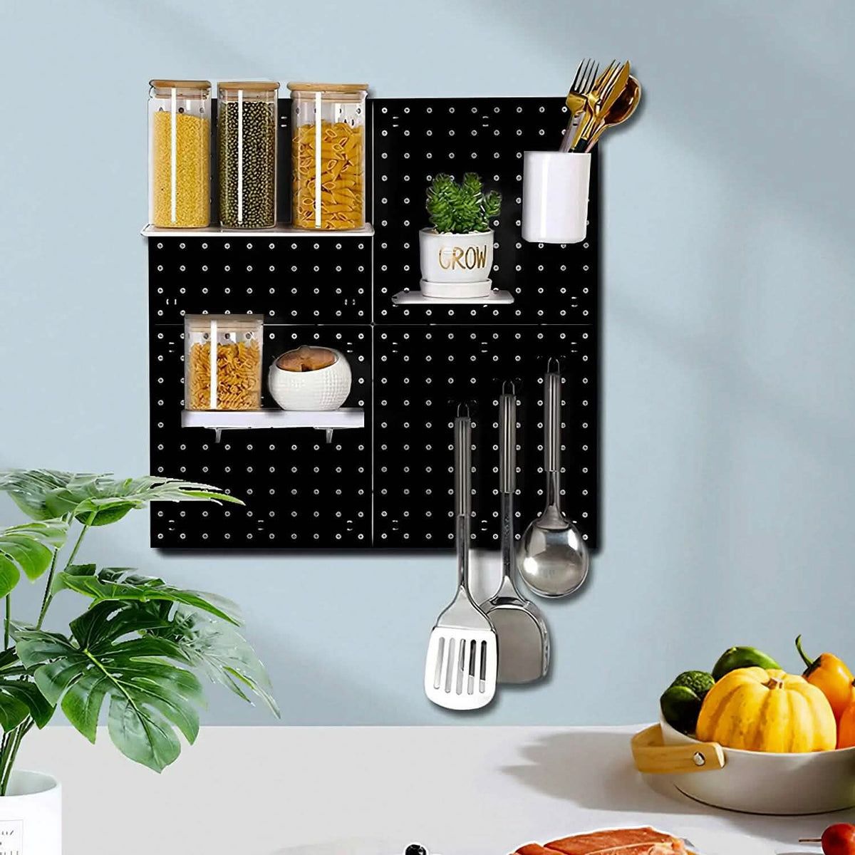 Paquete de 4: Organizador de pared de metal negro para tablero perforado con espaciado de 1" y orificio de 1/4"