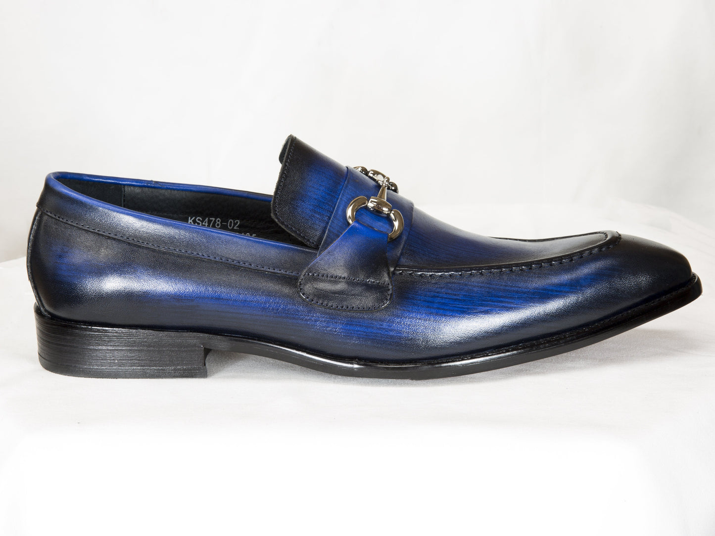 Carrucci Calfskin Loafer - Blue