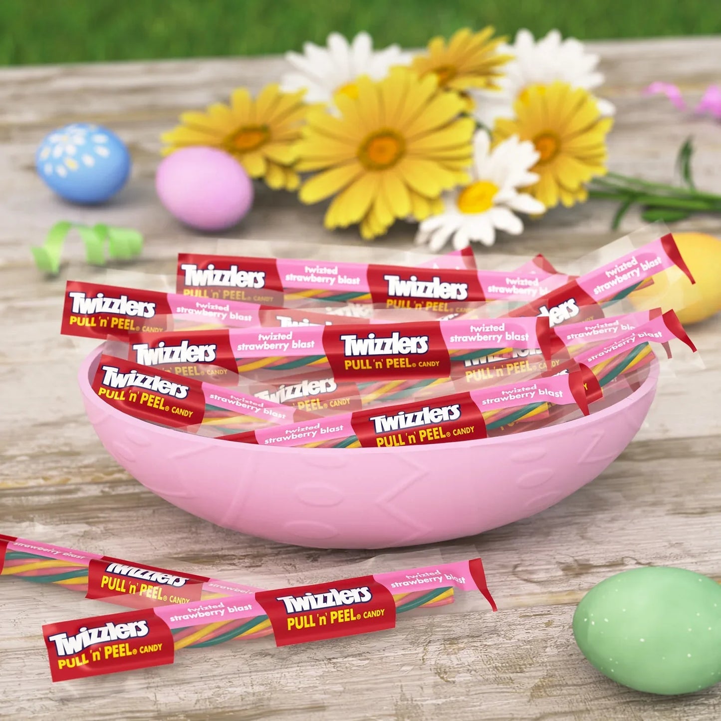 Caramelos Twizzlers Pull 'n' Peel – Explosión de fresa retorcida – Bolsa de gran valor