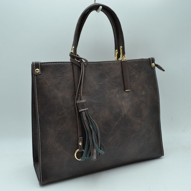 Large Shoulder Vegan Leather Tassel Handbag For Women