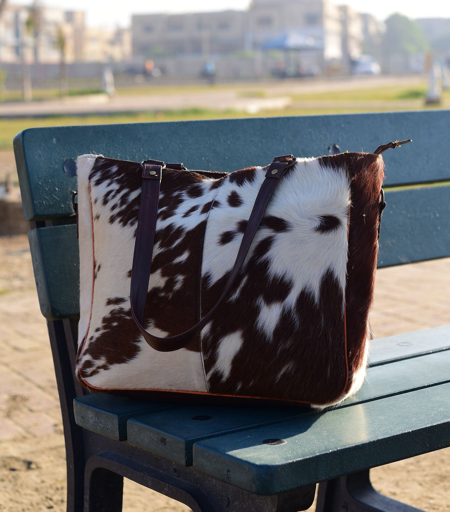 Bolso de hombro cruzado de cuero vacuno - Elegante y duradero para uso diario - Regalo perfecto para ella