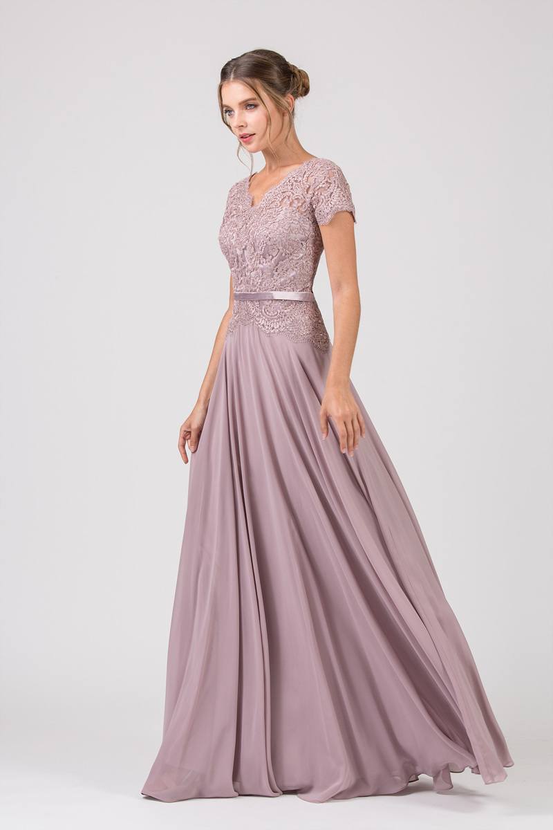 DESPEJE - Vestido largo Eureka 5909 de encaje con corpiño de línea A y mangas cortas (Talla 3XL)