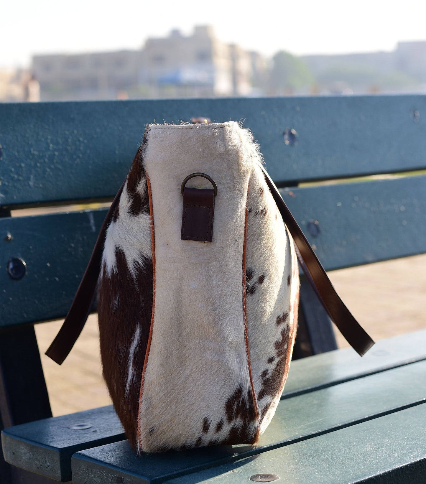 Bolso de hombro cruzado de cuero vacuno - Elegante y duradero para uso diario - Regalo perfecto para ella