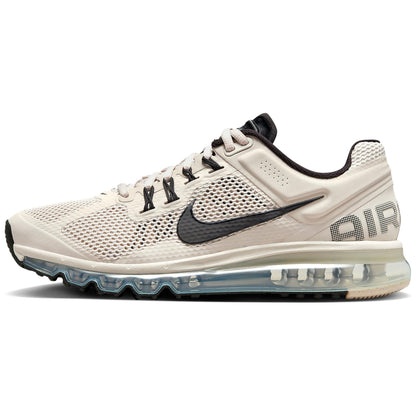 Zapatillas Nike Air Max 2013 para hombre (FZ3156-008 Desert Sand/Metallic Silver/Black) Talla 9
